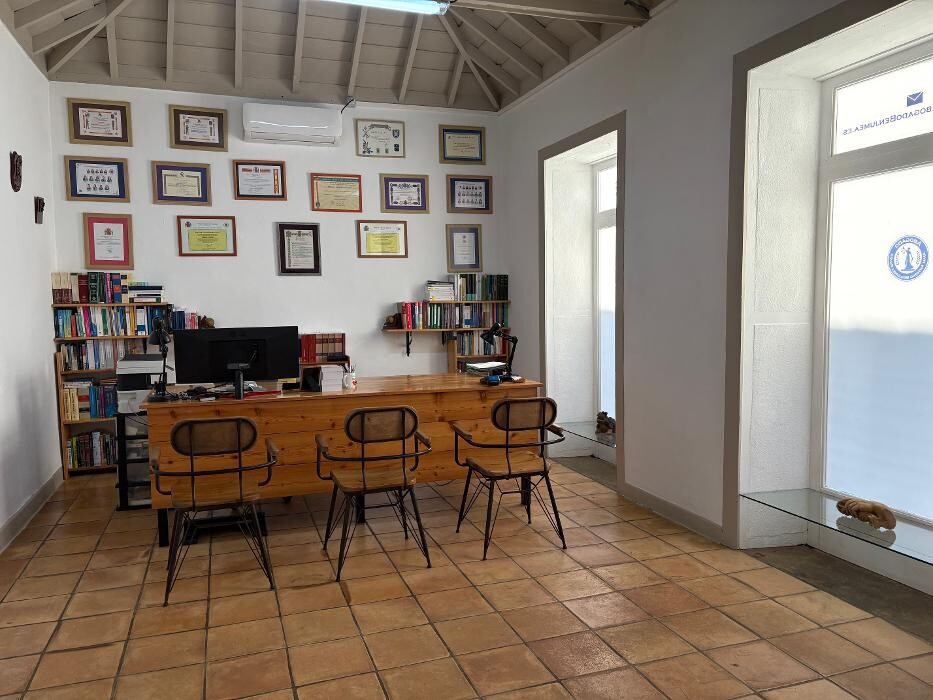 Images Despacho Abogado Benjumea en Puntagorda