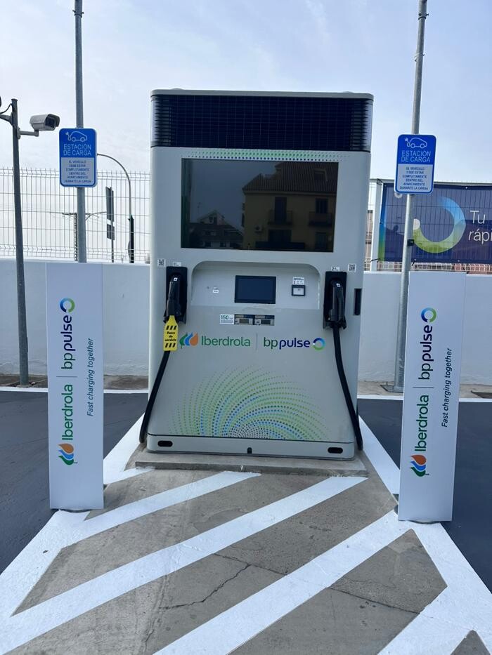Images Iberdrola | bp pulse estación de recarga