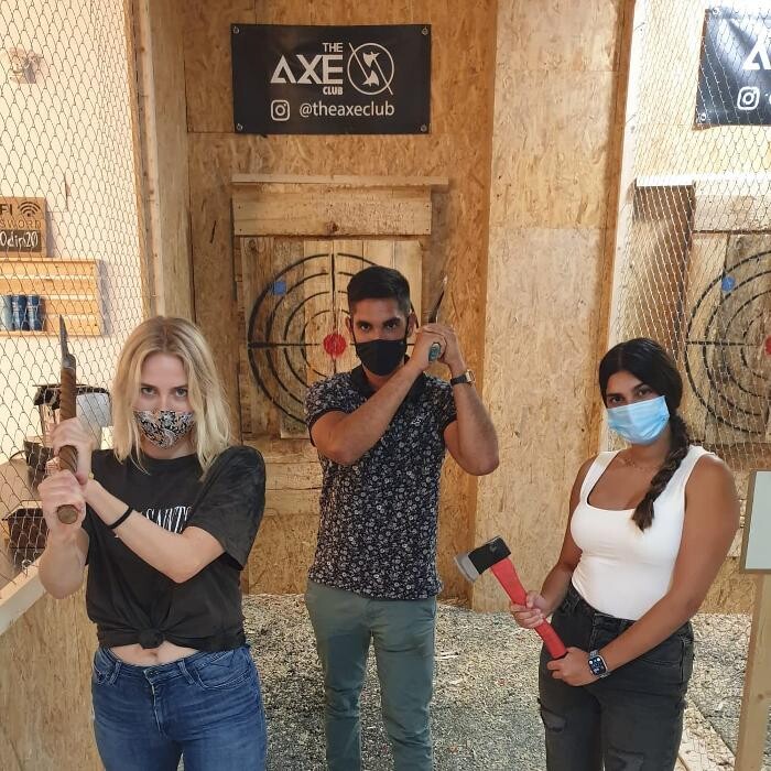 Images The Axe Club - Axe throwing en Barcelona