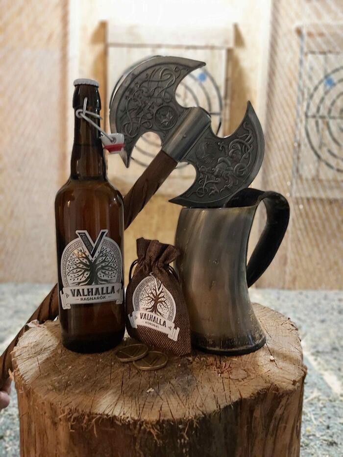 Images The Axe Club - Axe throwing en Barcelona