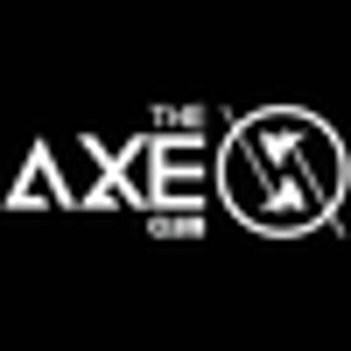 Images The Axe Club - Axe throwing en Barcelona