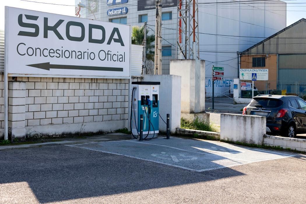 Images ACCIONA Charging Station
