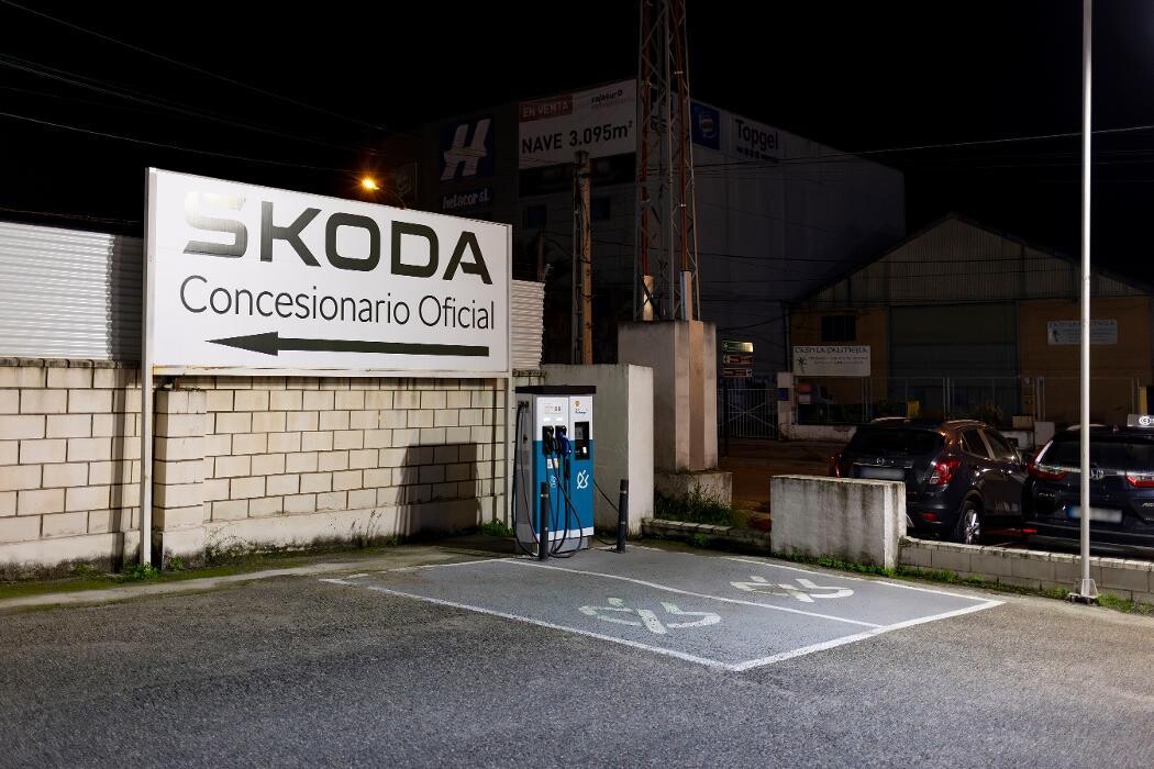 Images ACCIONA Charging Station