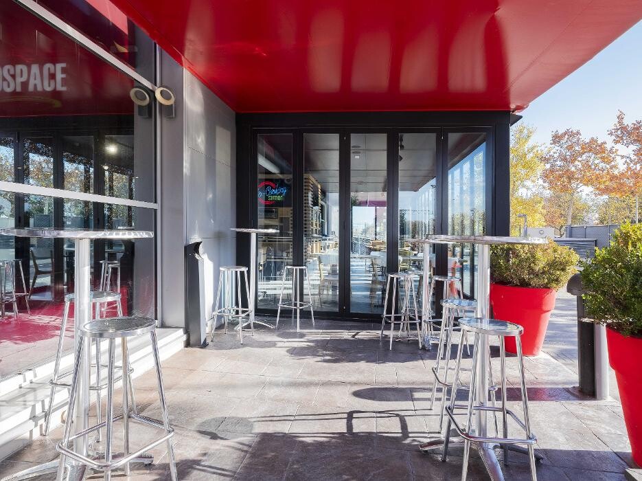 Images ACCIONA Charging Station