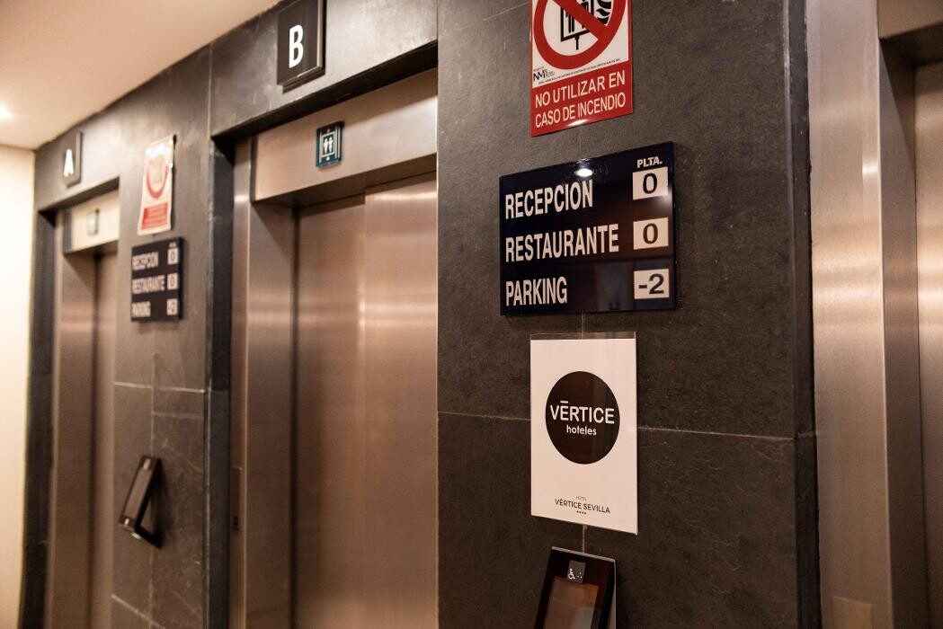 Images ACCIONA Charging Station