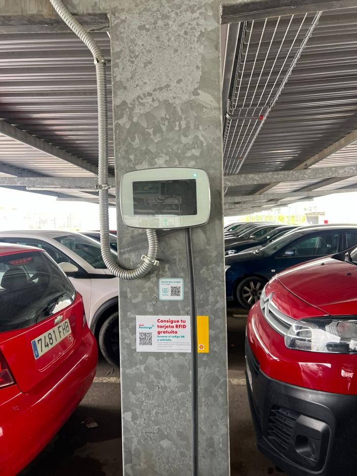Images Shell Recharge Charging Station