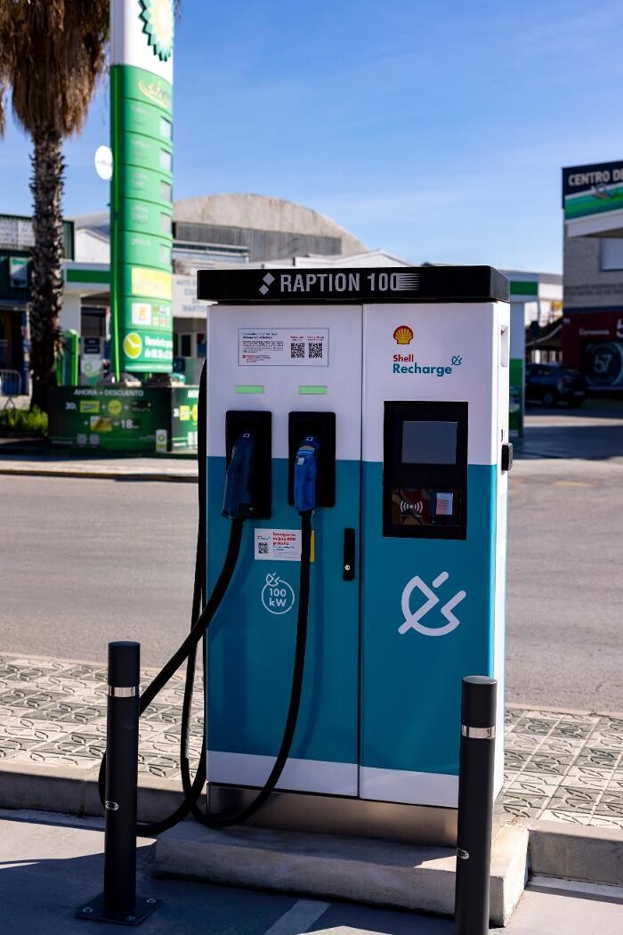 Images Shell Recharge Charging Station