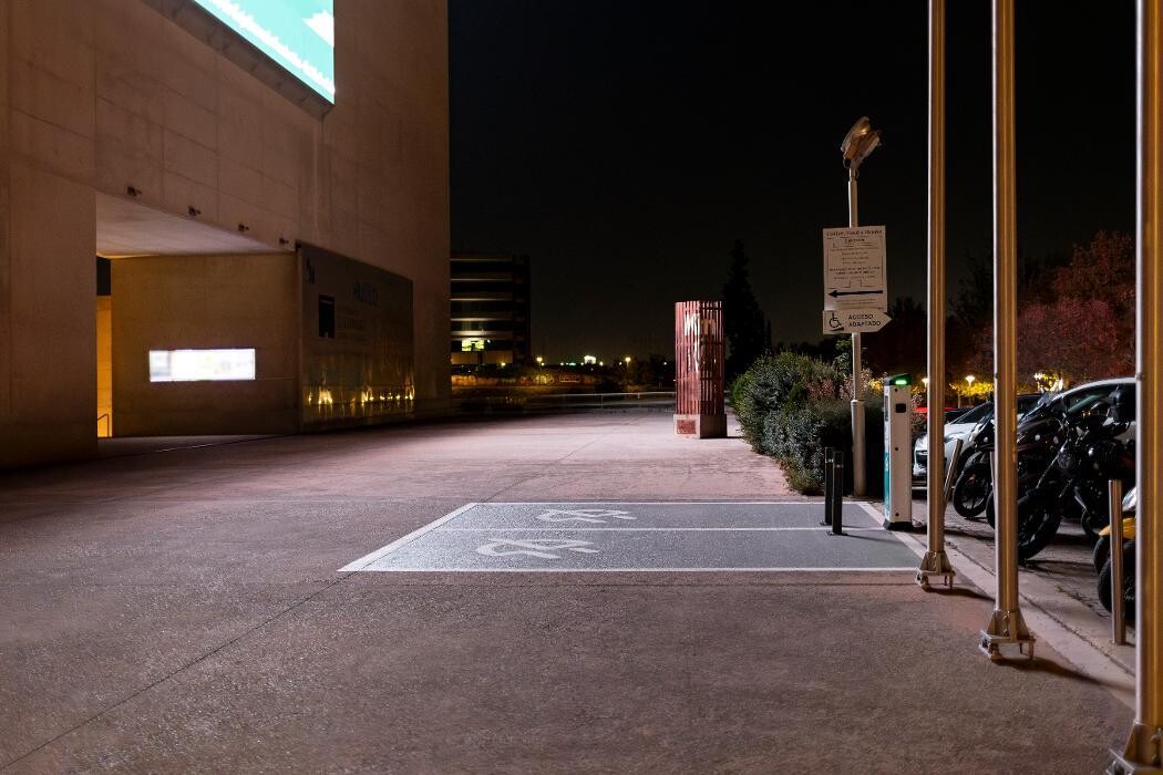 Images ACCIONA Charging Station