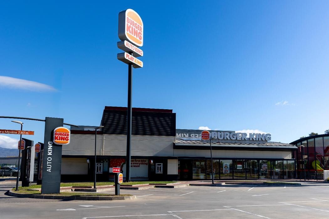 Images ACCIONA Charging Station