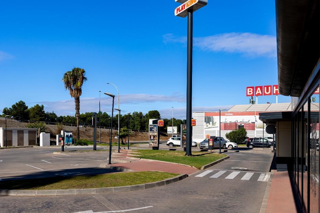 Images ACCIONA Charging Station