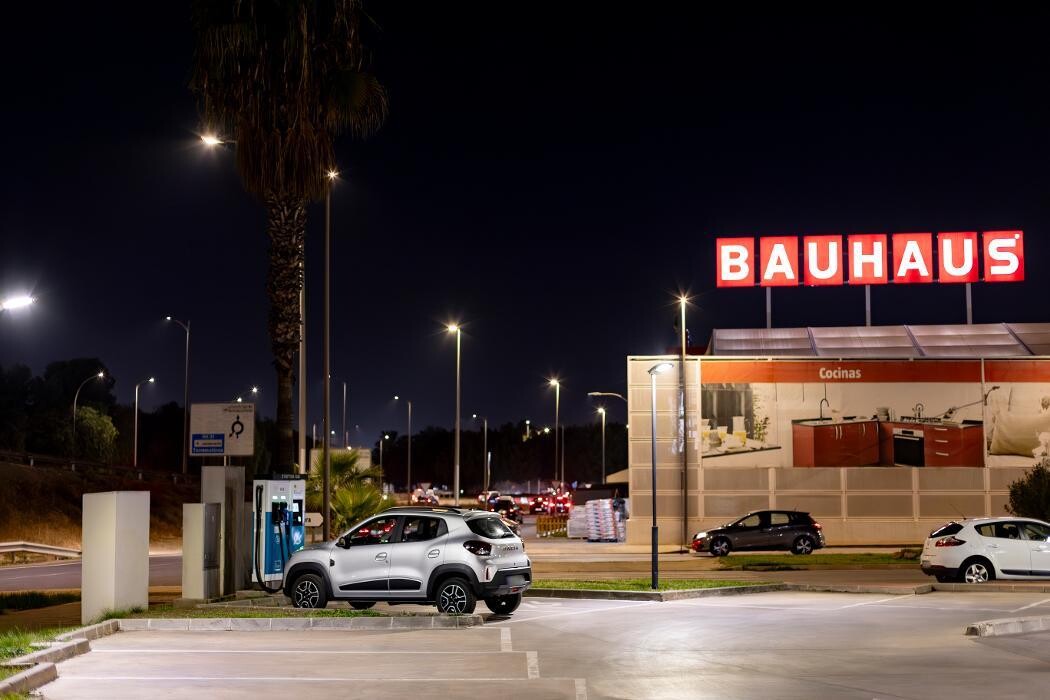 Images ACCIONA Charging Station