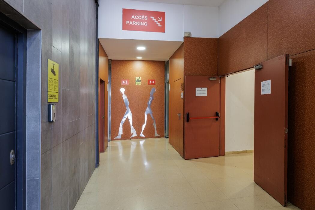 Images ACCIONA Charging Station