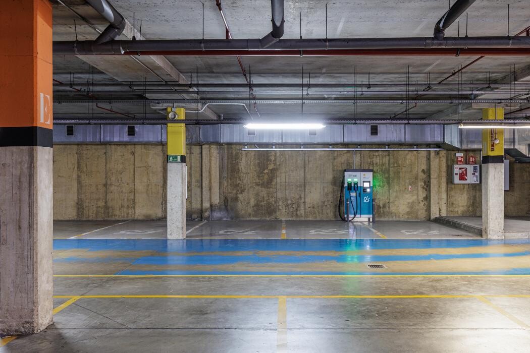 Images ACCIONA Charging Station