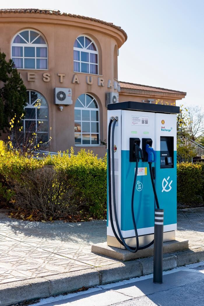 Images Shell Recharge Charging Station