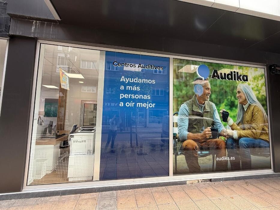 Images Audífonos en Langreo - Centro Auditivo Audika