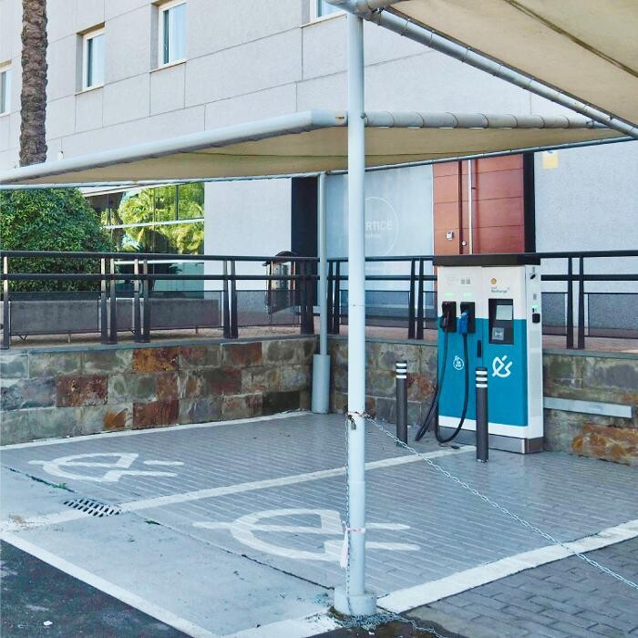 Images Shell Recharge Charging Station