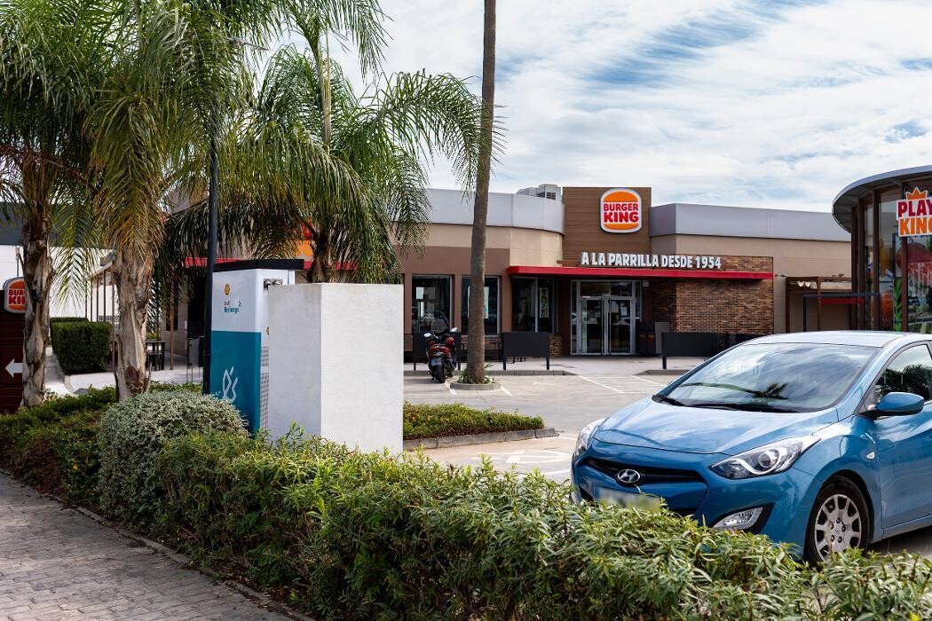 Images Shell Recharge Charging Station