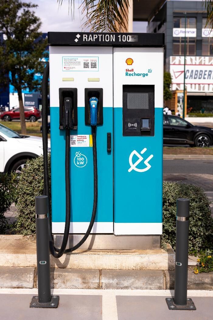 Images Shell Recharge Charging Station