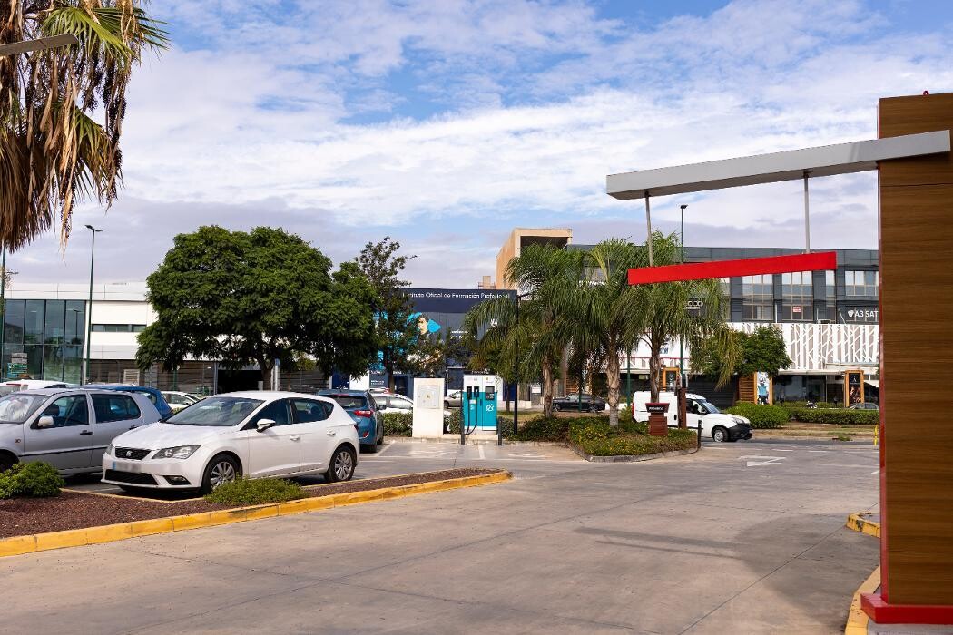 Images ACCIONA Charging Station