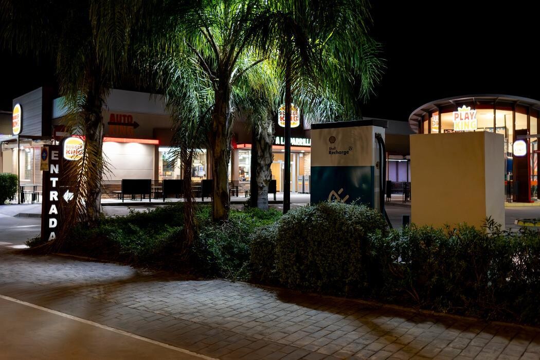 Images ACCIONA Charging Station