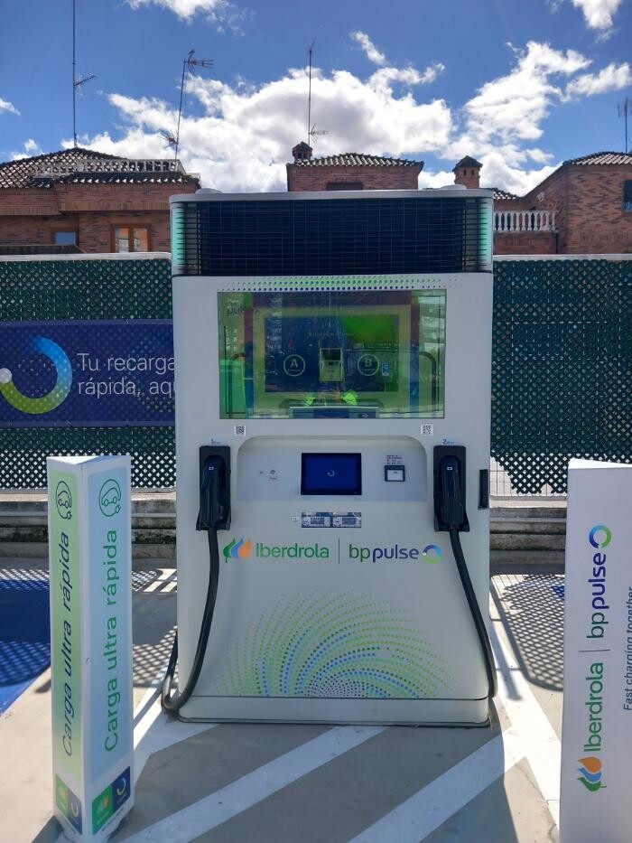 Images Iberdrola | bp pulse estación de recarga