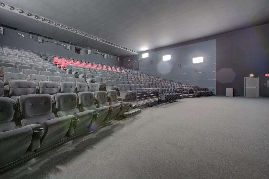 Images CINESA MANOTERAS