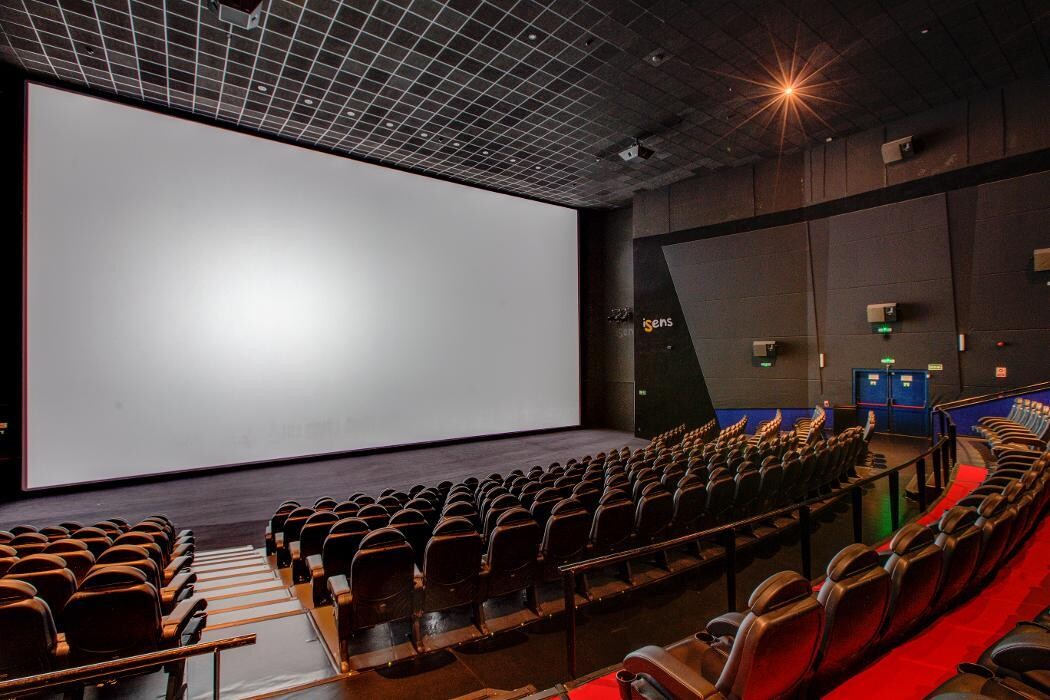 Images CINESA PRINCIPE PÍO · ISENSE