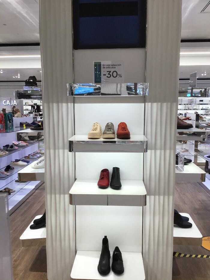 Images Camper El Corte Ingles Puerto Banus Marbella