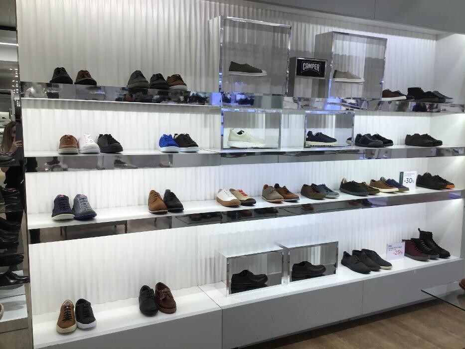 Images Camper El Corte Ingles Puerto Banus Marbella
