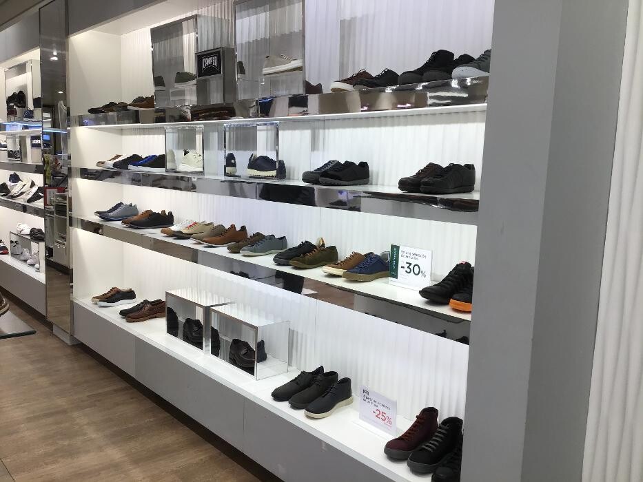 Images Camper El Corte Ingles Puerto Banus Marbella