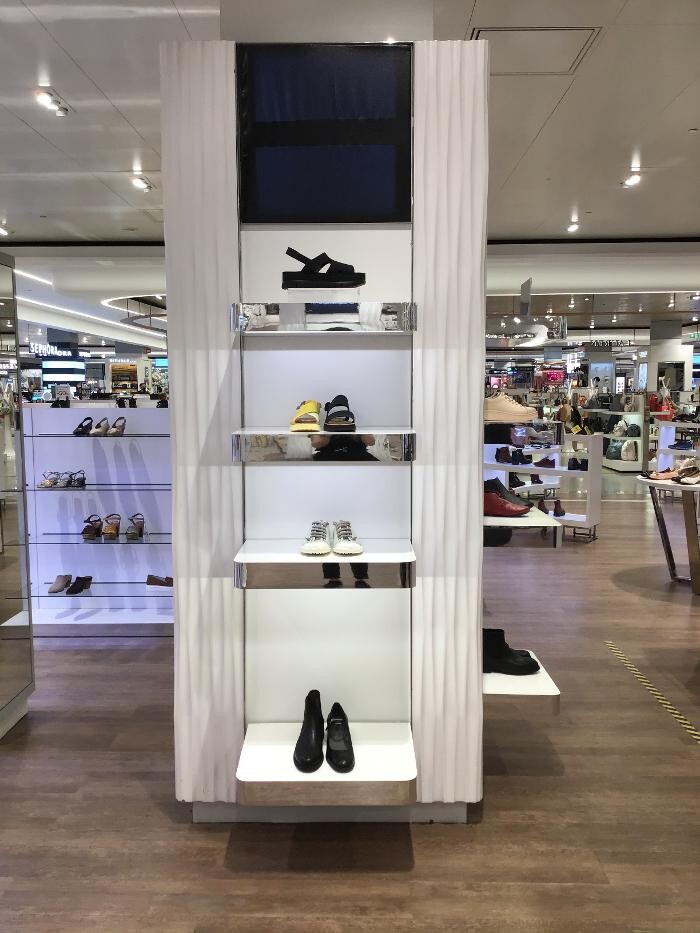 Images Camper El Corte Ingles Puerto Banus Marbella