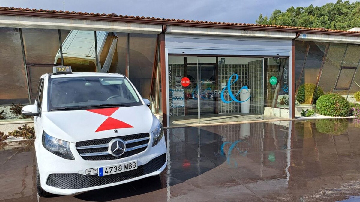 Images TAXI VIGO 7 PLAZAS MERCEDES TRANSFER