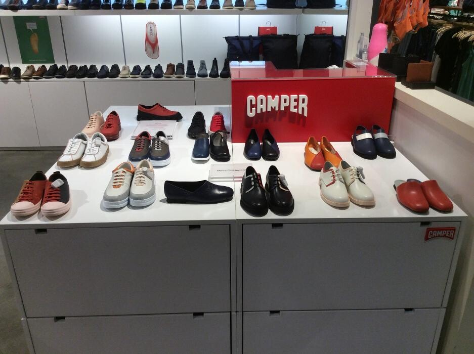 Images Camper El Corte Ingles Plaza Cataluña Barcelona
