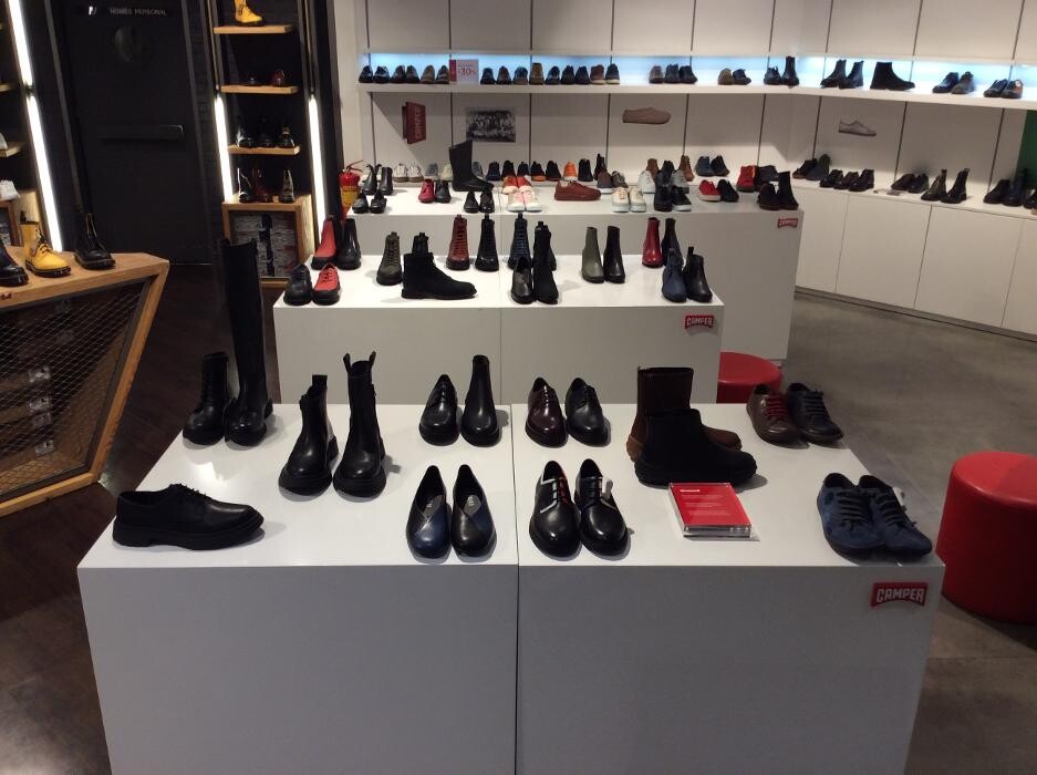 Images Camper El Corte Ingles Plaza Cataluña Barcelona