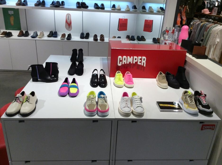 Images Camper El Corte Ingles Plaza Cataluña Barcelona