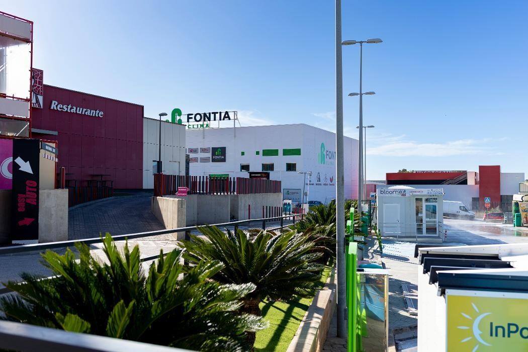 Images ACCIONA Charging Station