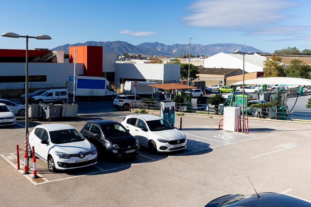 Images ACCIONA Charging Station