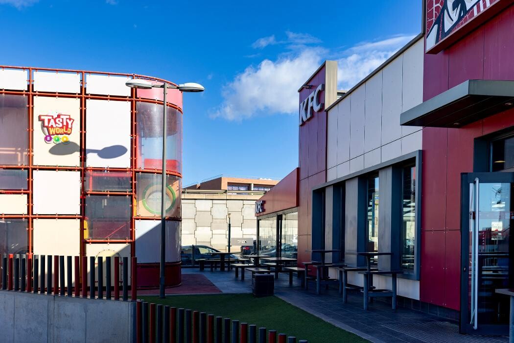 Images ACCIONA Charging Station