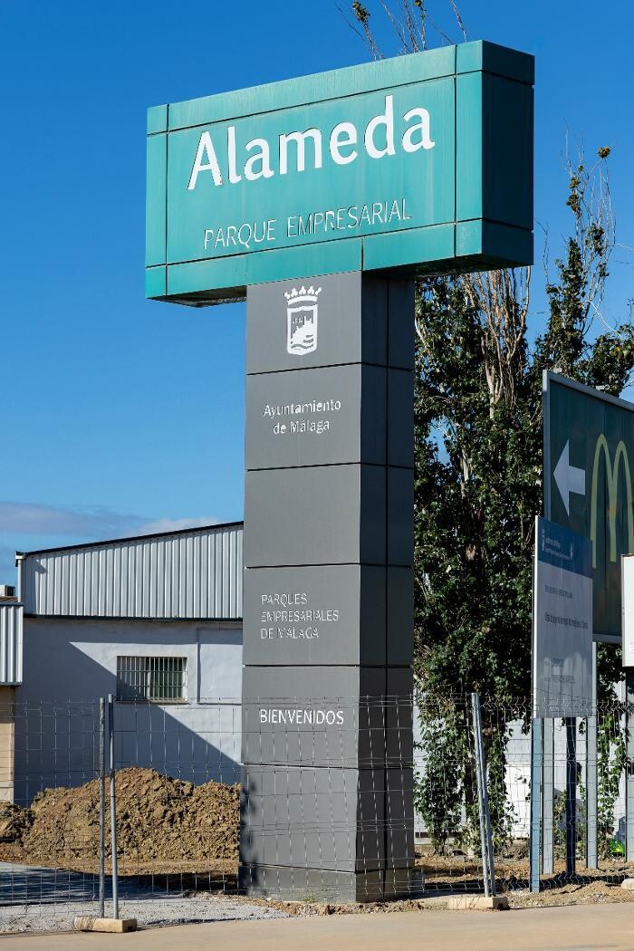 Images ACCIONA Charging Station