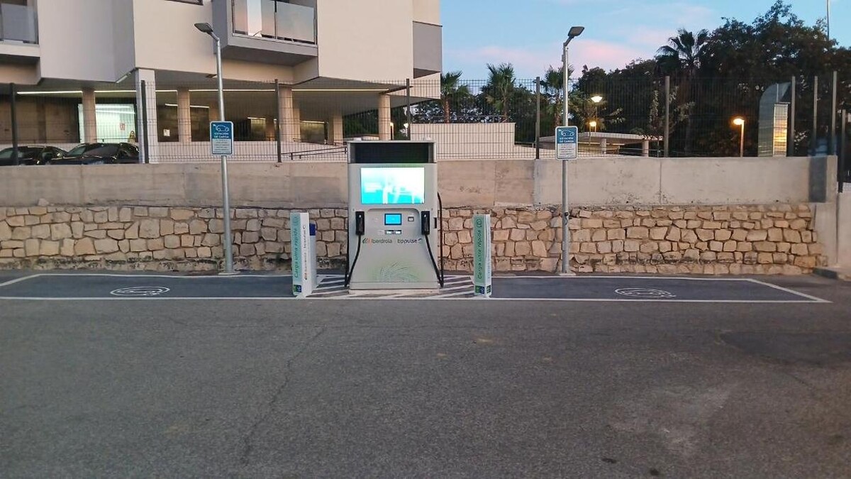 Images Iberdrola | bp pulse estación de recarga