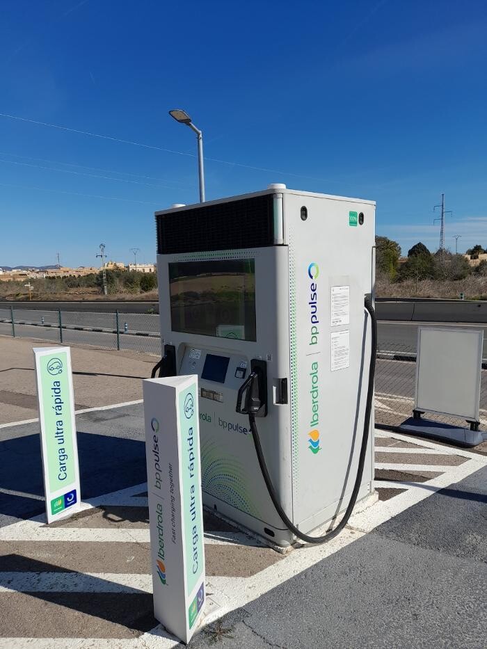 Images Iberdrola | bp pulse estación de recarga