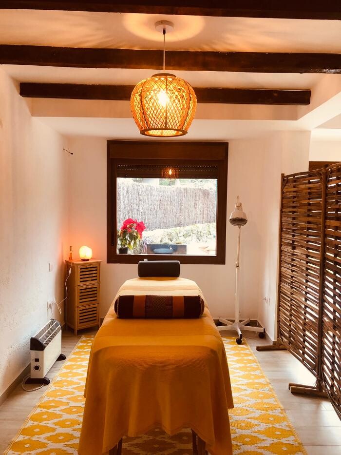 Images OSTEOPATÍA Y TERAPIAS MANUALES BEA ACEBES HERRANZ