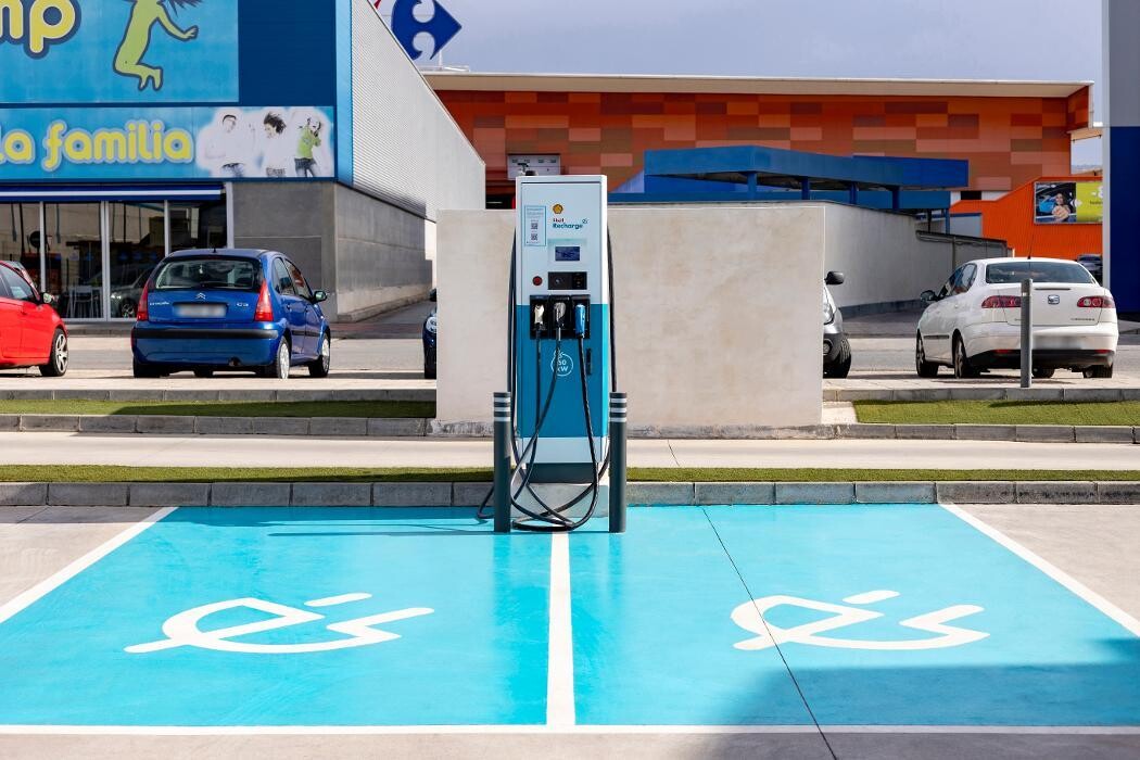 Images Shell Recharge Charging Station