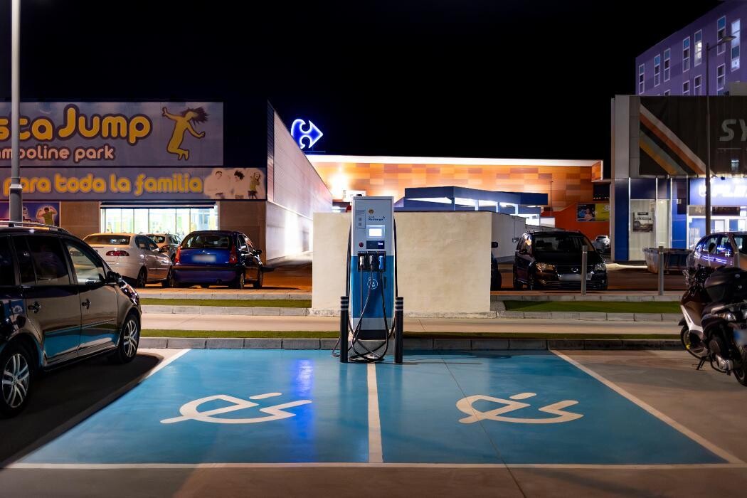 Images ACCIONA Charging Station