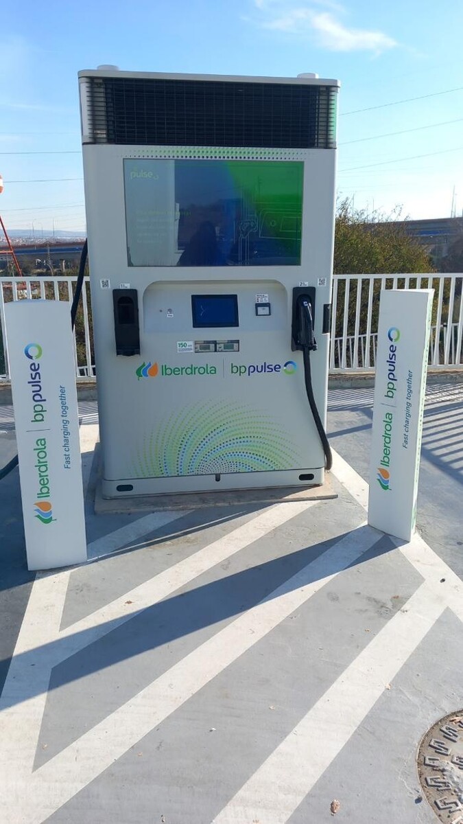 Images Iberdrola | bp pulse estación de recarga