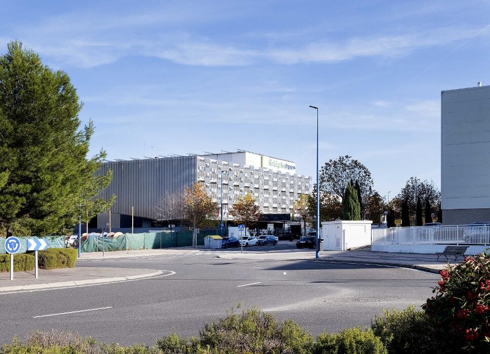 Images ACCIONA Charging Station