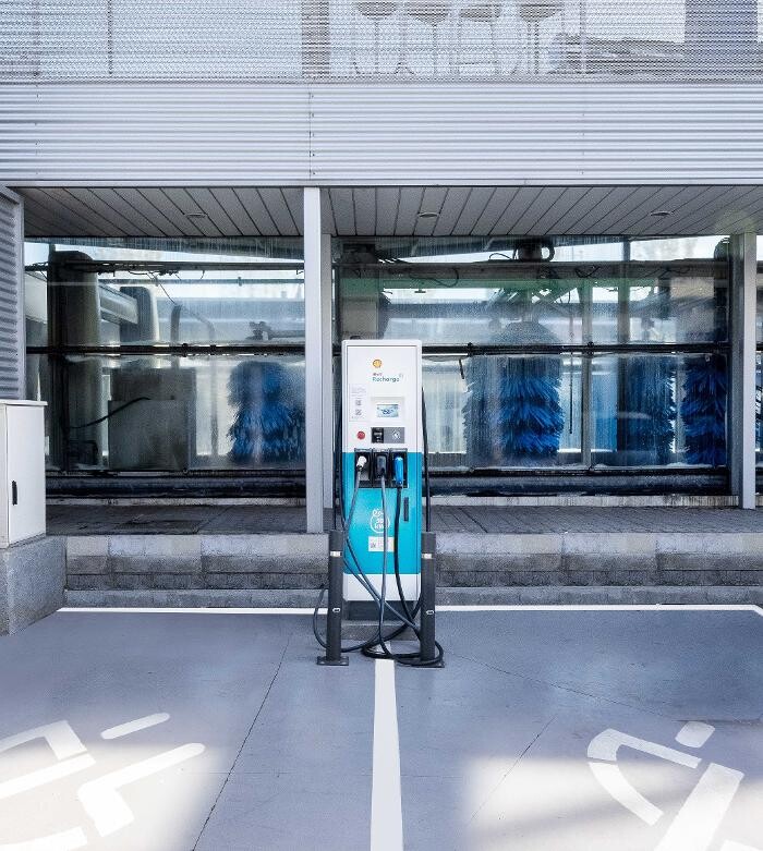 Images ACCIONA Charging Station