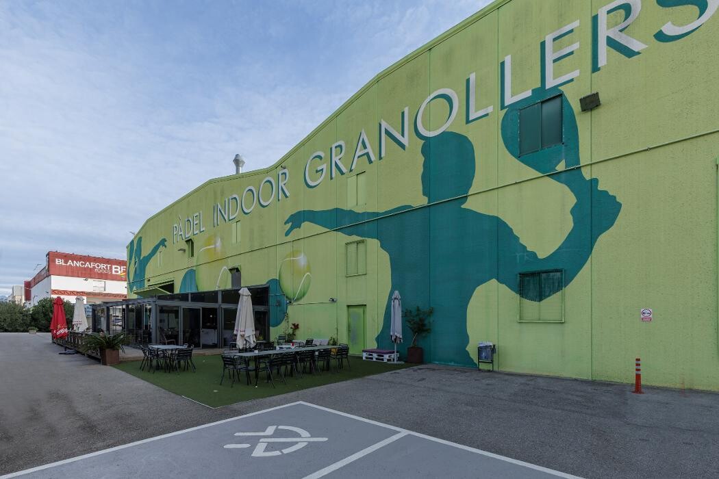 Images ACCIONA Charging Station