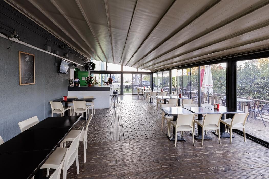 Images ACCIONA Charging Station