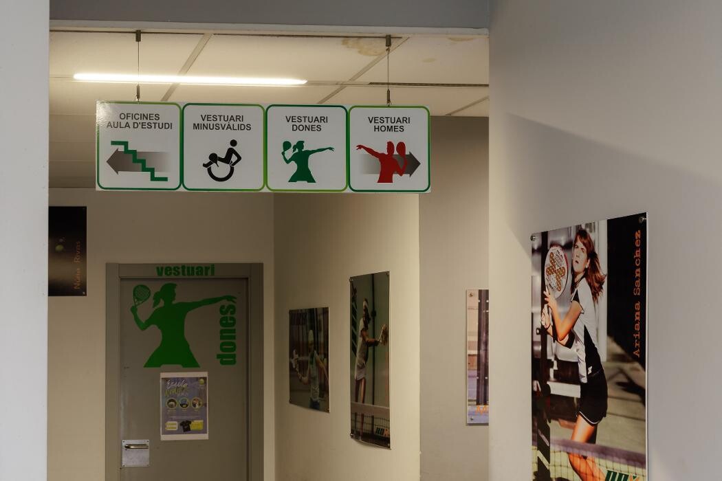 Images ACCIONA Charging Station